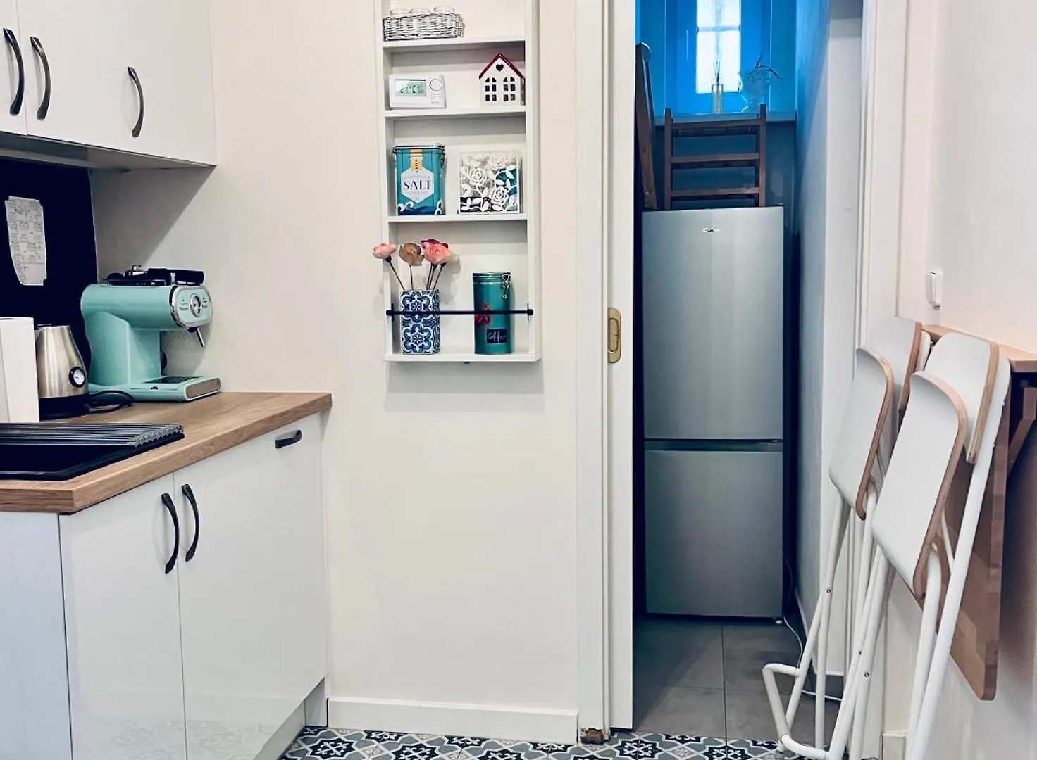 Modern Apartment Na Hluboke In Prague - Ideal For 4