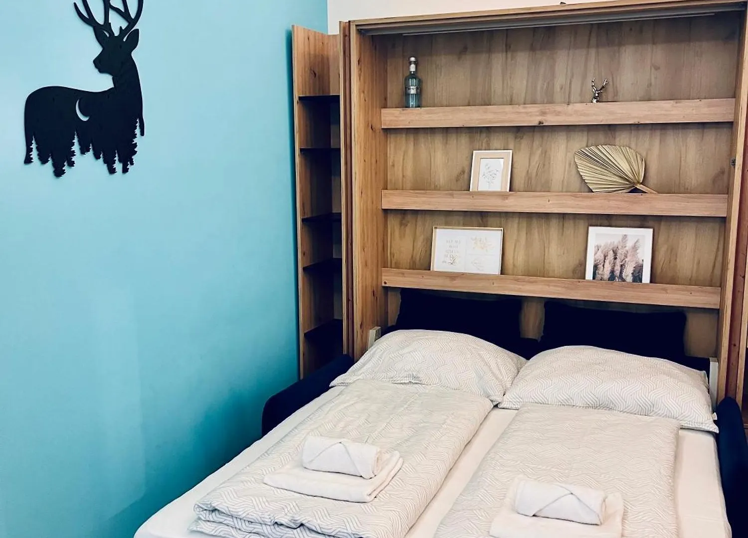 Modern Apartment Na Hluboke In Prague - Ideal For 4